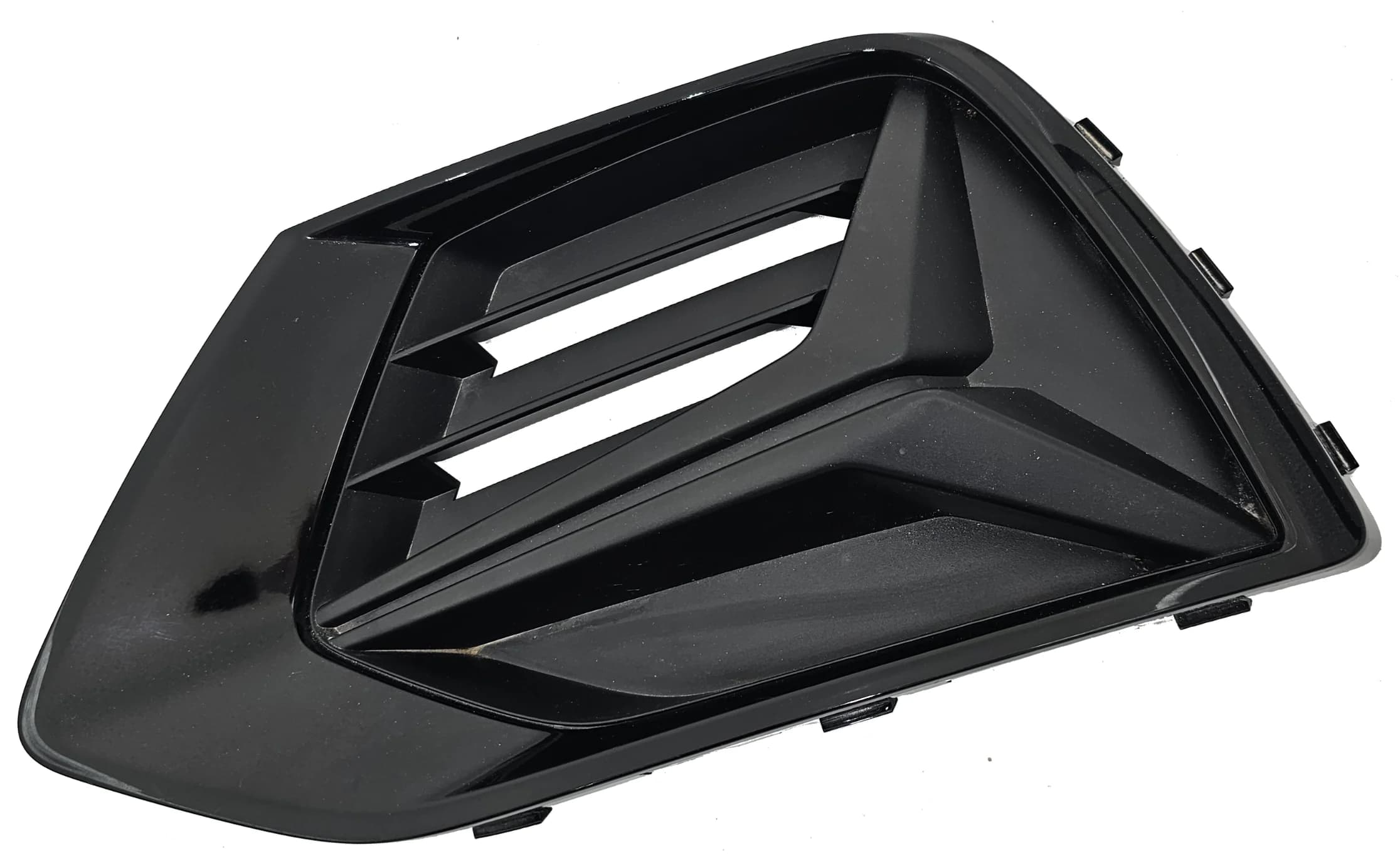 Kratka zderzaka AUDI Q3 83A 18-24R LEWA BLACK (83A807681)