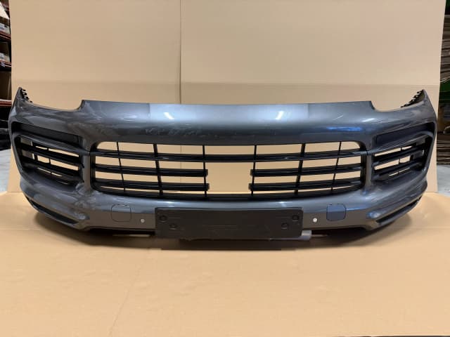 Zderzak przedni PORSCHE CAYENNE 9Y 18-23r 4x PDC ACC