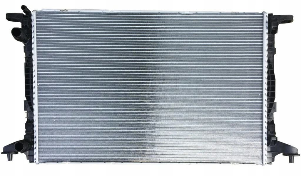 Chłodnica wody AUDI A4 B9 2.0 TDI / 2.0 TFSI