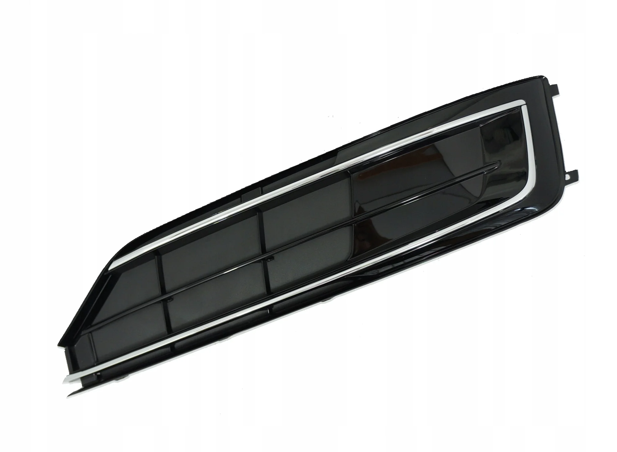 Kratka zderzaka AUDI A8 D4 FL 13r- LEWA (4H0807679R)