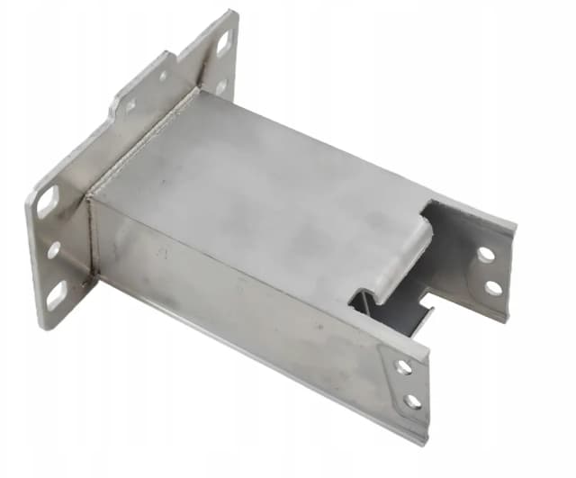 Strefa zgniotu AUDI Q5 80A 16r- LEWA