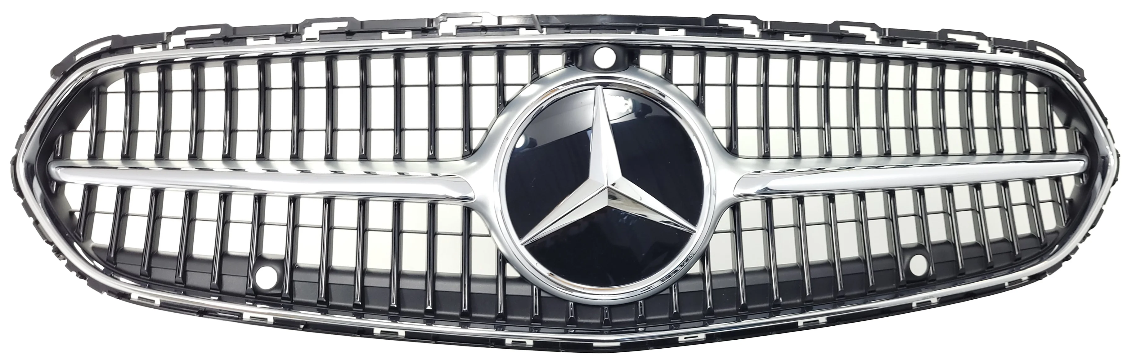 Atrapa zderzaka MERCEDES C-KLASA W206 Zwykły Silver Kamera (A2068883900)