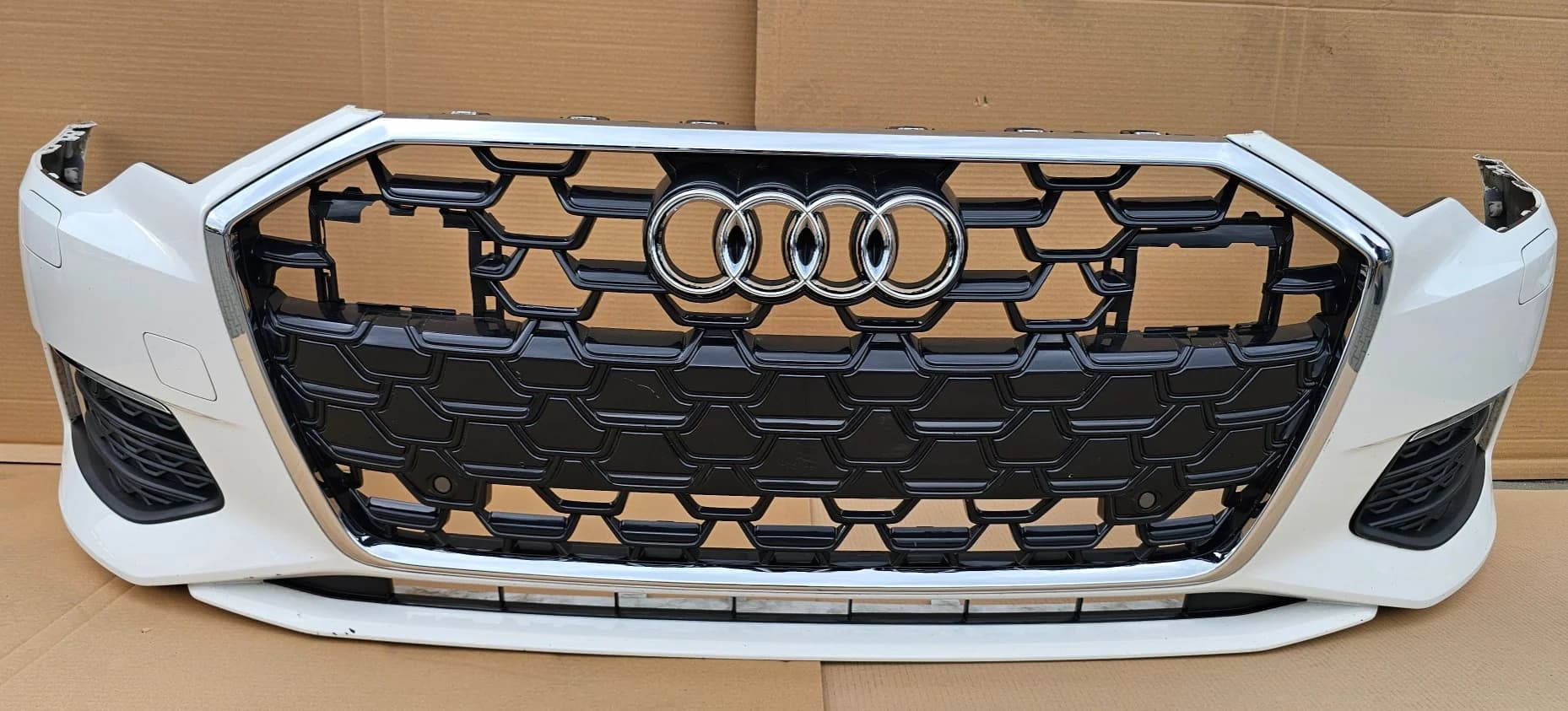 Zderzak przedni AUDI A6 C8 4K0 18-23 6xPDC ACC SPR