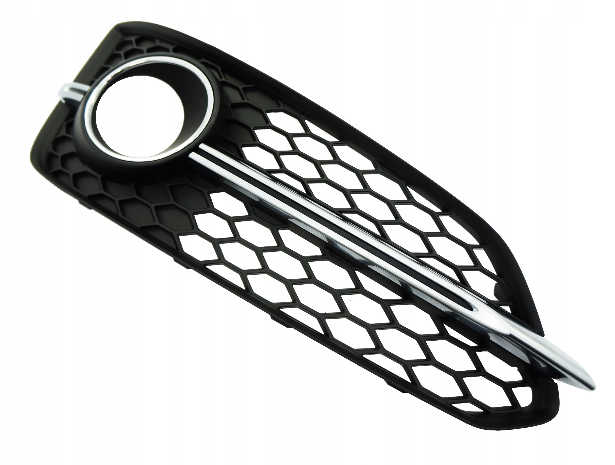 Kratka zderzaka AUDI A8 D4 S8 FL 13r- ACC PRAWA (4H0807680AF, 4H0807680AB)