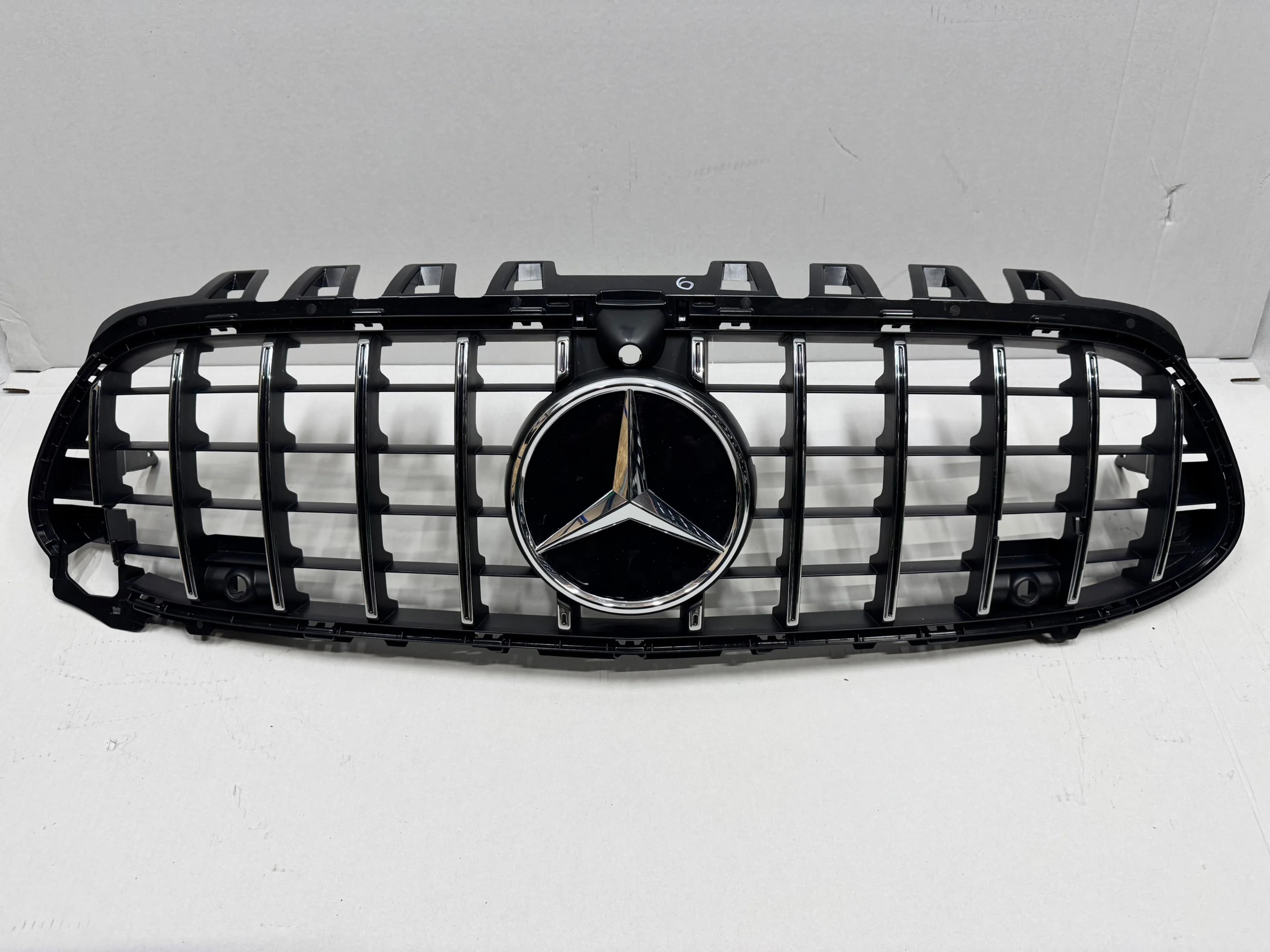 Atrapa zderzaka MERCEDES W177 (6) (A1778882000)