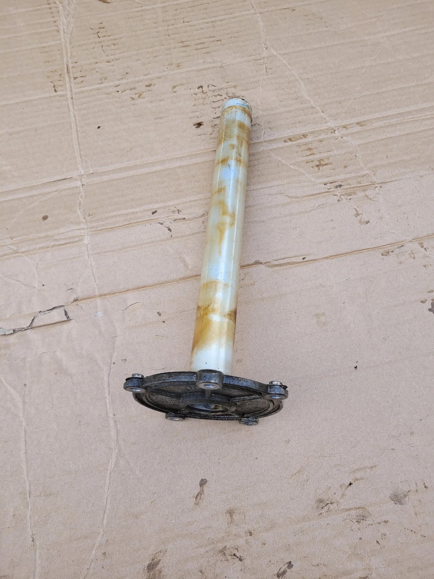 Rura poprzeczna silnika PORSCHE 3.6 BENZYNA (9481011701R)