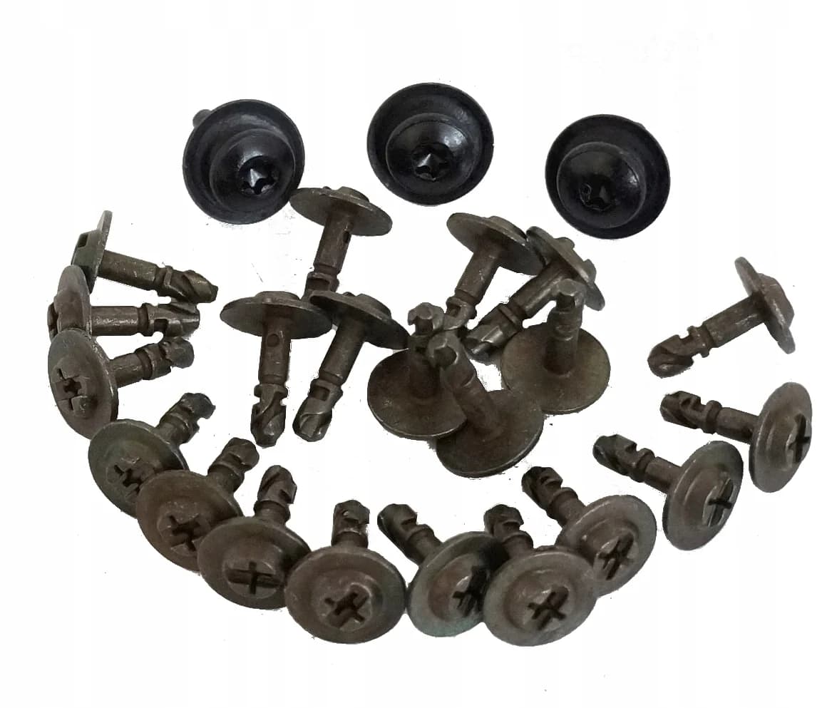 Spinki montażowe OSŁONY SKRZYNI A8 D4