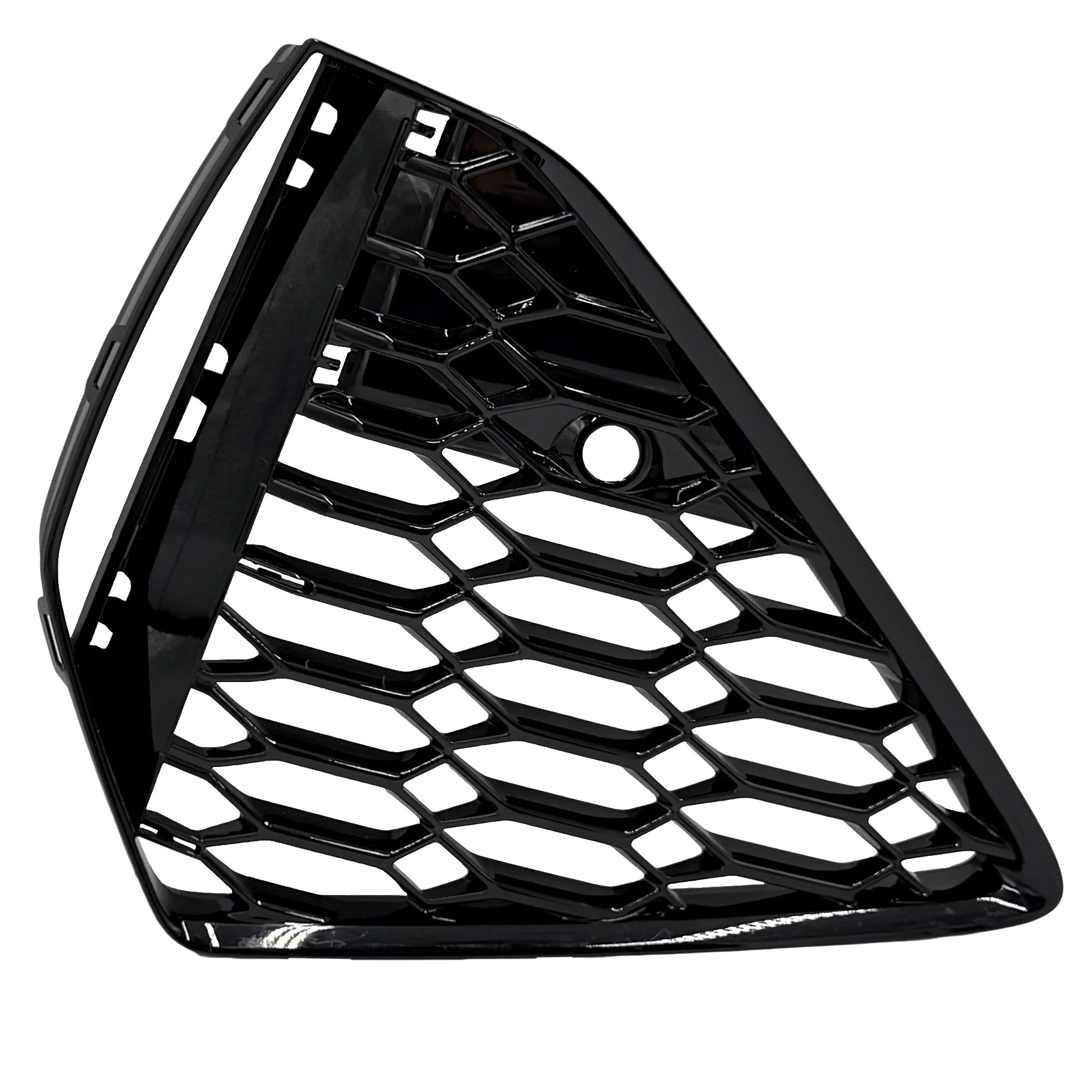 Kratka zderzaka AUDI A6 C7 RS6 / A7 C8 RS7 4K8 PRAWA (4K8807682D)