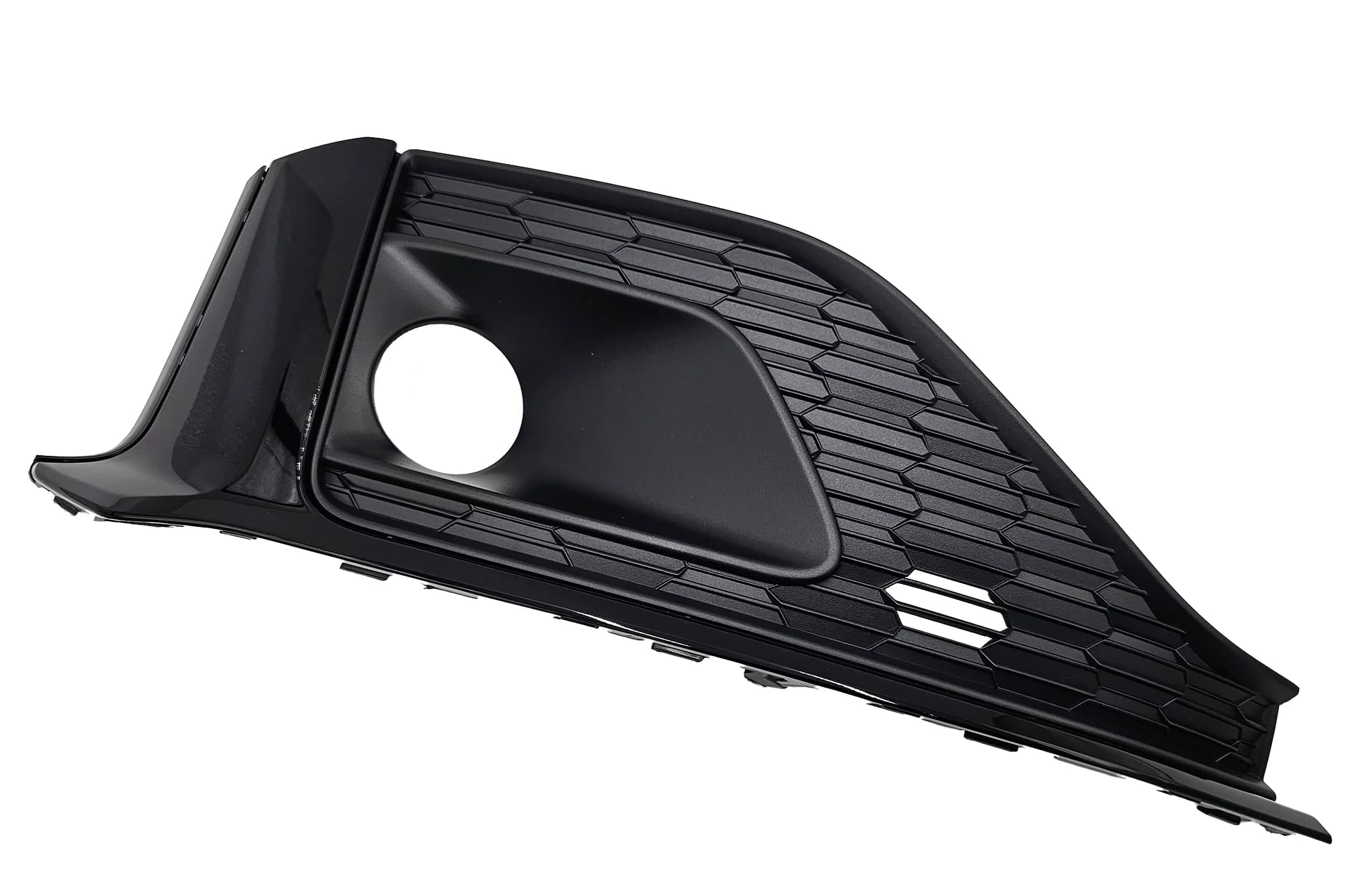 Kratka zderzaka AUDI A5 8W6 FL ZWYKŁA BLACK 20- PRAWA (8W6807682S)