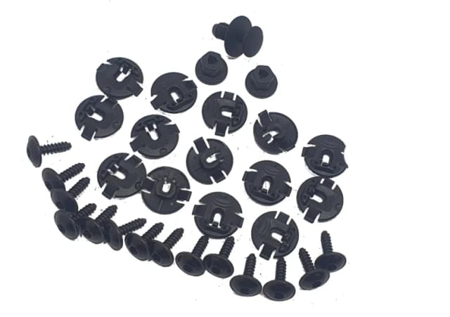 Spinki montażowe OSŁONY SILNIKA Q3