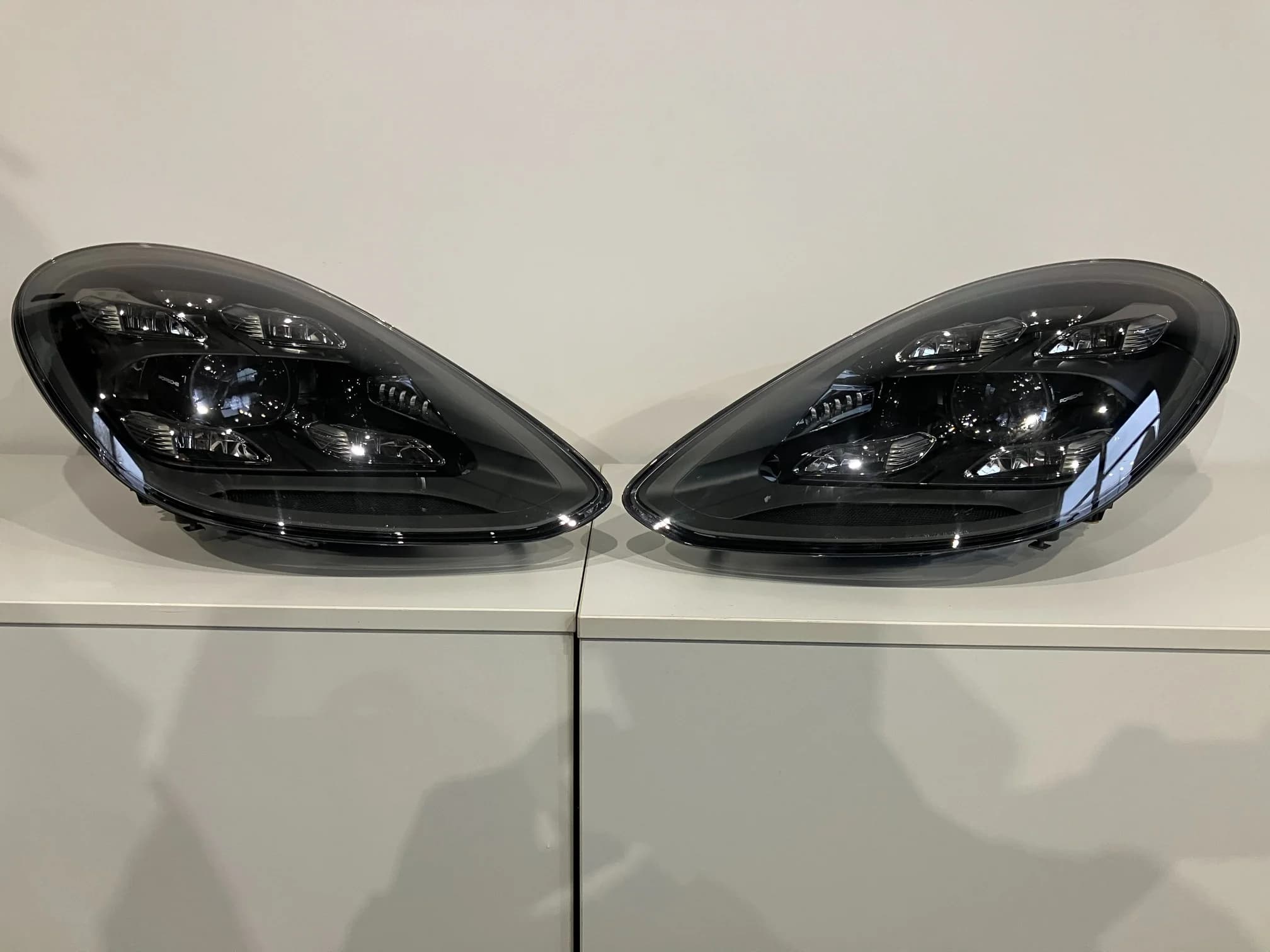 Reflektor PORSCHE PANAMERA 971 LED MATRIX KOMPLET (971941039L, 971941040L)