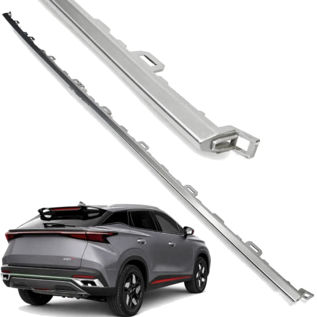 Listwa zderzaka tylnego OMODA 5 22r+ SREBRNY