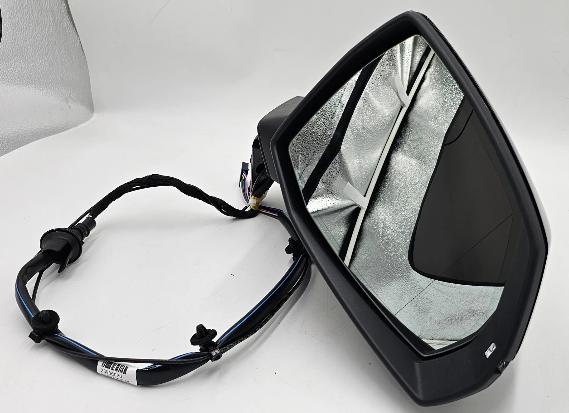 Lusterko AUDI Q7 4M KAMERA 360° MARTWE POLE LY9B PRAWE